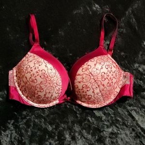 32C Victoria's Secret Miraculous Bombshell Push-Up Bra Burgundy Floral Lace NWOT
